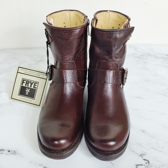 Frye Veronica Dark Brown Ankle Bootie - Picture 3 of 7